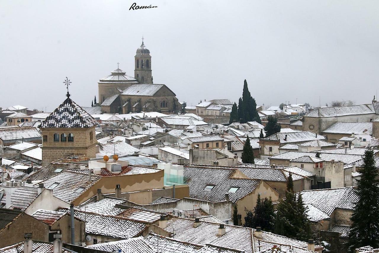 La Casa Del Alfarero - Premio Andalucia De Artesania Villa Ubeda  Bagian luar foto